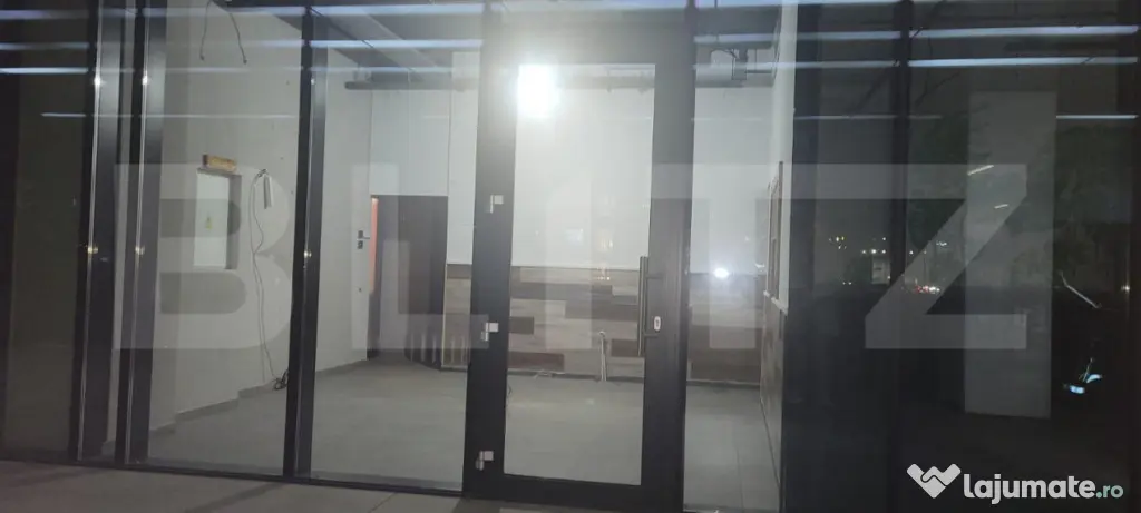 Spatiu comercial 41mp, geam vitrina, amenajat. Optimus Vivo - Floresti (Cluj)