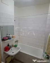 Garsoniera Vitan - Mihai Bravu cu balcon si beci