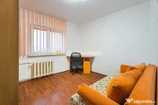 4 camere cu boiler, 13 Septembrie