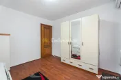 4 camere cu boiler, 13 Septembrie