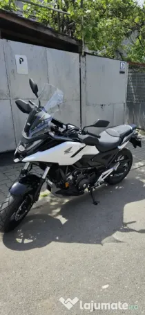 Vând motocicleta Honda NC 750 X inmatriculată 2026
