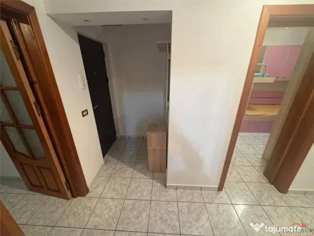 Ap 3 cam ,55 mp utili, et 1/3, zona Brailei,complet mobilat - Focsani (Vrancea)