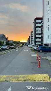 Aparatorii patriei studio etaj 1 
