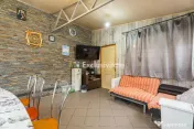 Casa, anexa, hala comerciala închiriată teren 400 mp 7 minute centru 