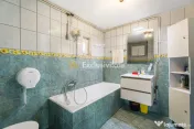 Casa, anexa, hala comerciala închiriată teren 400 mp 7 minute centru 