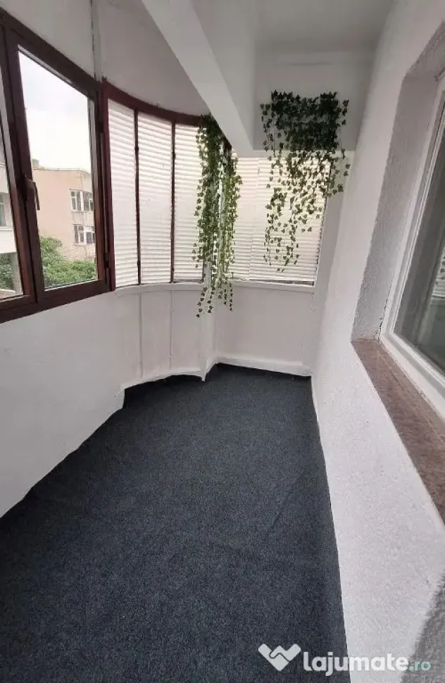Stadion st uri-apartament 3 camere decomandat - Constanta (Constanta)