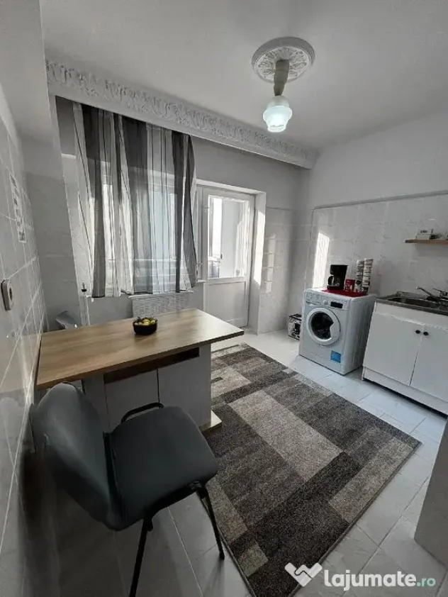 Stadion st uri-apartament 3 camere decomandat - Constanta (Constanta)