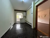 Apartament 2 camere decomandat, zona Progresu, etaj 3. 