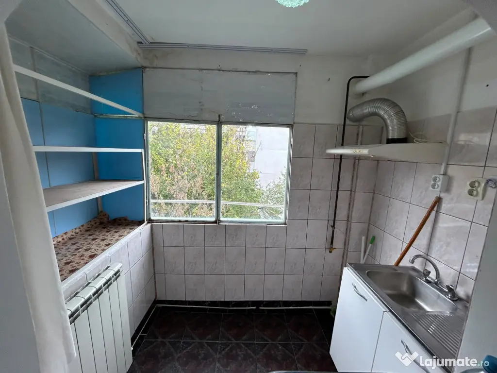 Apartament 2 camere decomandat, zona Progresu, etaj 3. - Braila (Braila)
