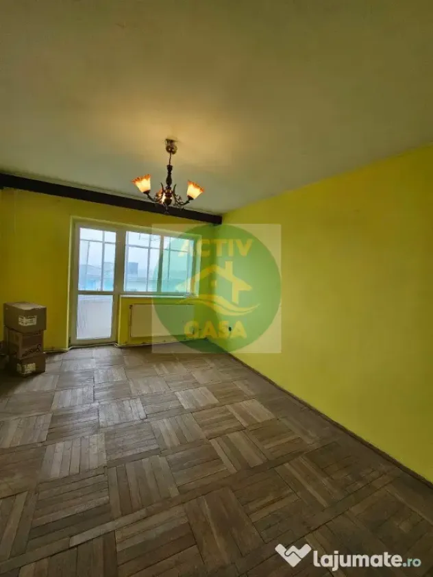 APARTAMENT CU 2 CAMERE DE VÂNZARE – ROMAN! zona Hotel - Roman (Neamt)