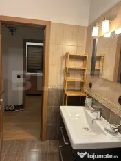 Apartament primitor cu 2 camere, balcon și loc de parcare ? 