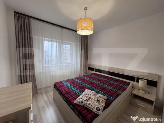 Apartament 3 camere, 72 mp, zona Republicii, vedere panorami - Ploiesti (Prahova)
