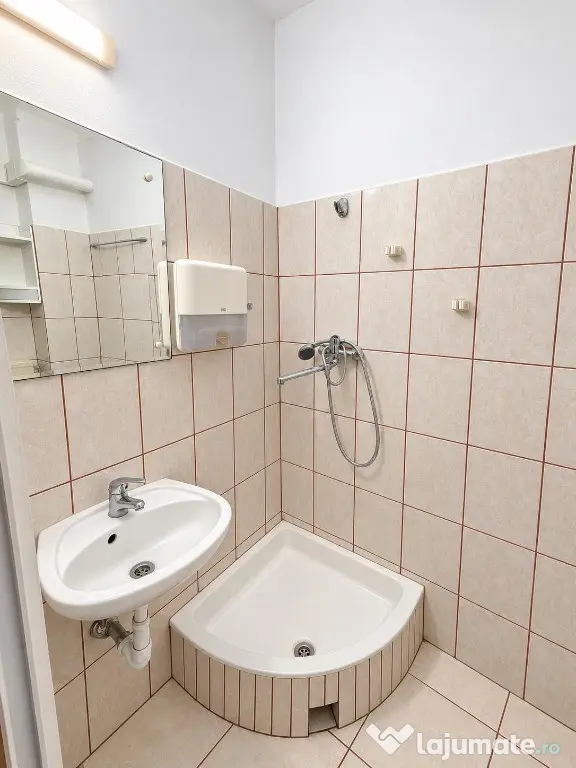 2 garsoniere la parter, acces separat – Galați, Shopping City – 60.000 - Galati (Galati)