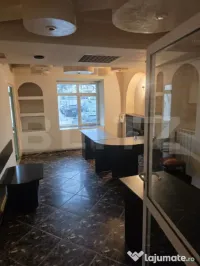 Spațiu Comercial de Vânzare în Suceava – Zona Obcini, V 