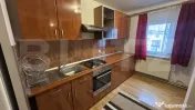DE ÎNCHIRIAT APARTAMENT 3-DECOMANDAT-LOC DE PARCARE-ZONA CE