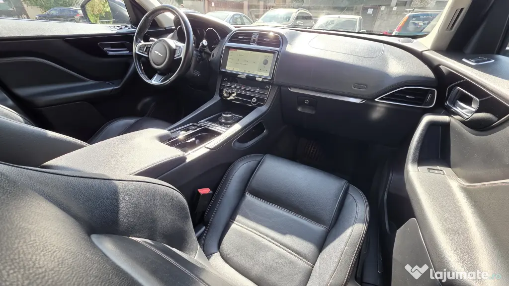 Jaguar F-PACE 2020 diesel, 11.950 € — imagine 10