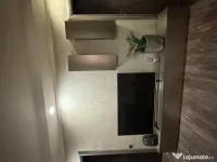 Comoda TV si corpuri suspendate
