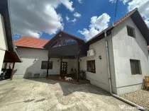 Proprietate cu 2 case in Vladimirescu - ID :RH-8995-property