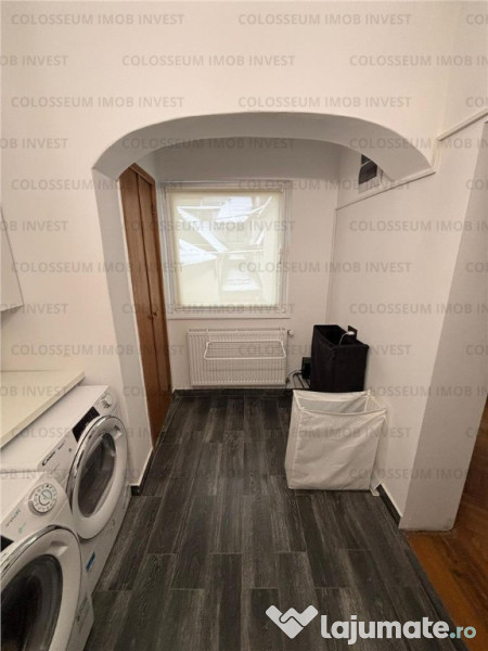 Casa cu 5 camere+garaj - zona Centrul Istoric