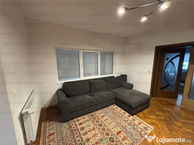 Casa cu 5 camere+garaj - zona Centrul Istoric