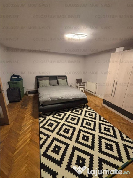Casa cu 5 camere+garaj - zona Centrul Istoric