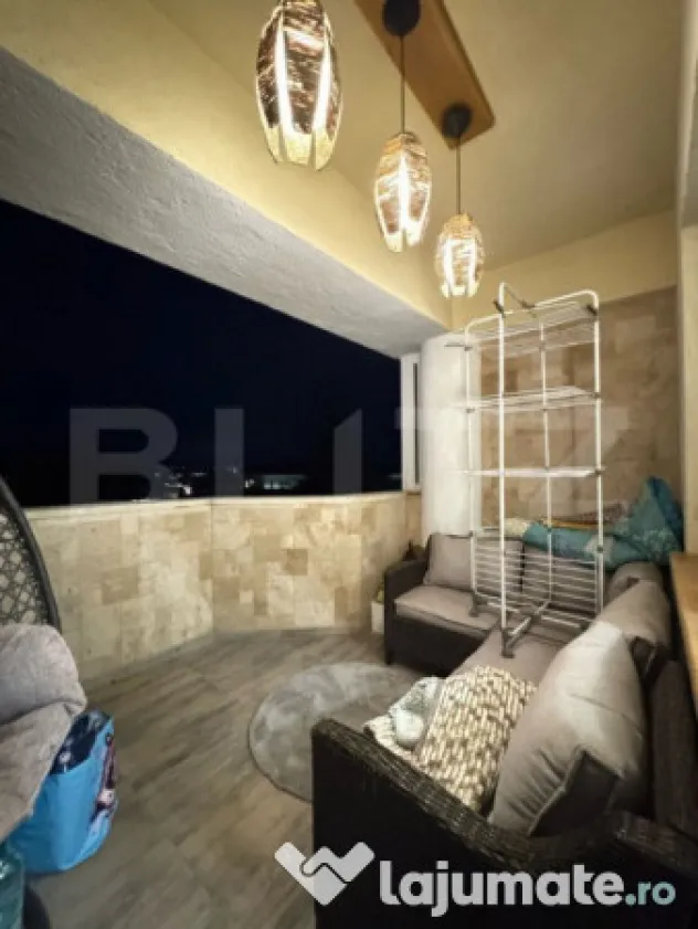 Apartament cu 3 camere, 97 mp, etaj intermediar, decomandat,