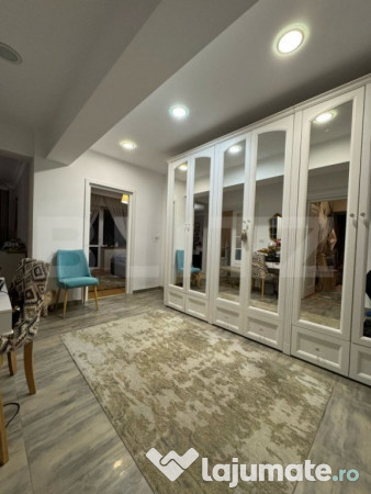 Apartament cu 3 camere, 97 mp, etaj intermediar, decomandat,