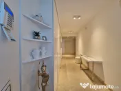 Vila deosebita la un pas de mare mobilata si utilata