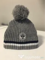 Fes / caciulita bebe ‘OM’ gri cu ciucure 0-12 luni