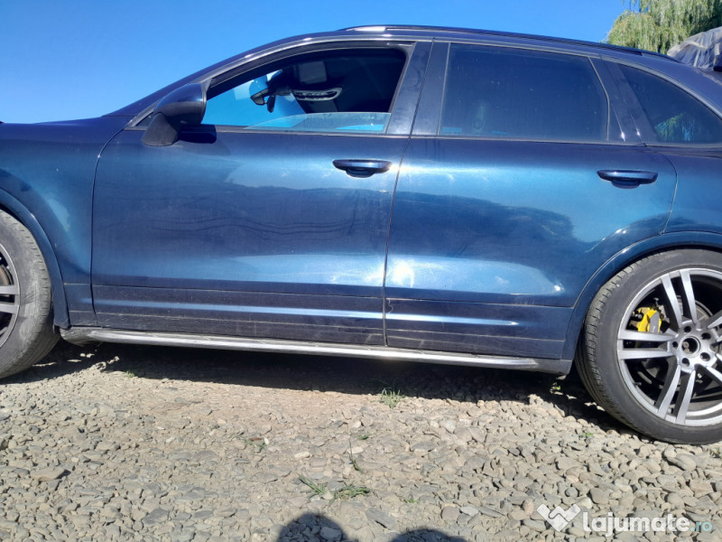 Prag stanga extensie Porsche Cayenne 2011