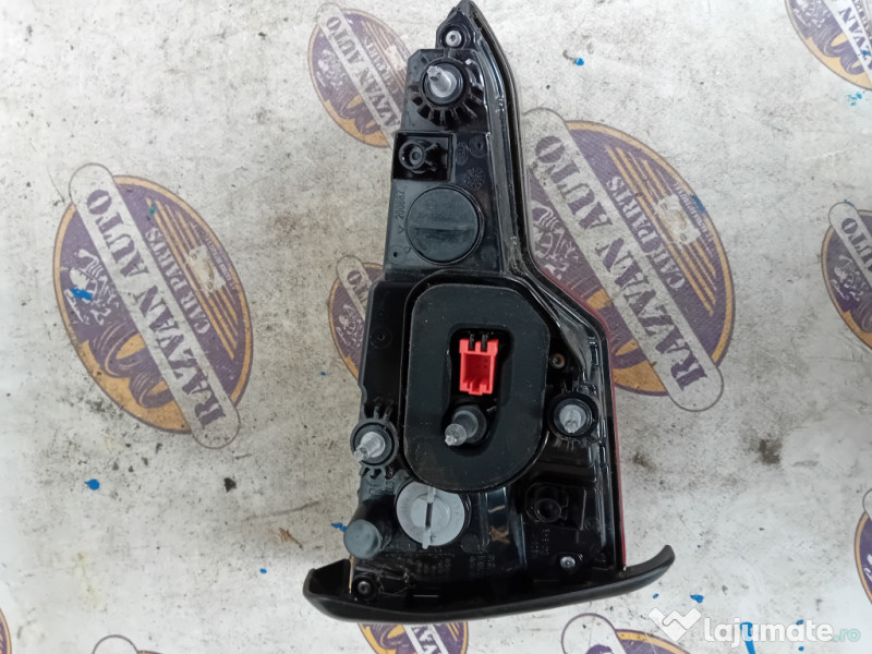 Stop dreapta hayon Audi A4 B9 2016