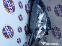 Far dreapta cu lupa Mazda 6 2016