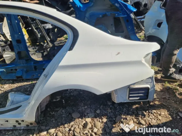 Aripa Stanga Spate BMW 320 F30 2.0 Motorina 2015