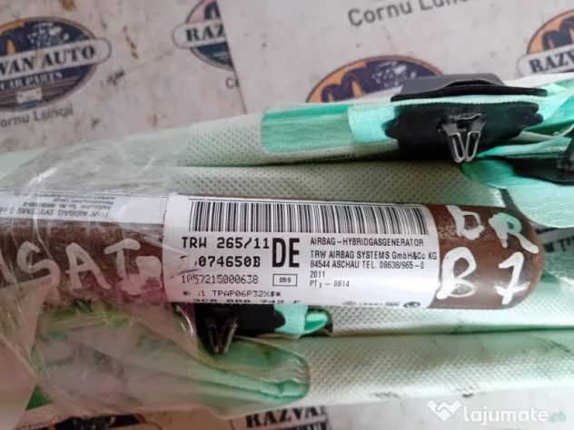 Airbag cortina dreapta Volkswagen Passat B7 2011