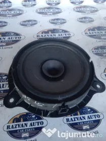 Boxa stanga spate Nissan Qashqai 2010