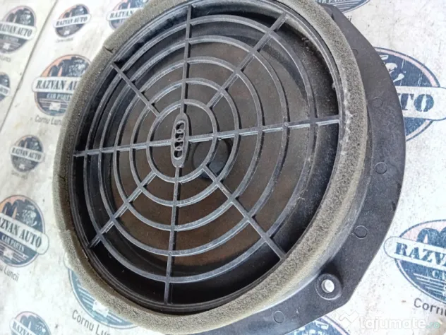 Boxa stanga fata Audi A1