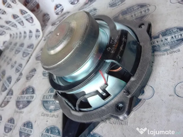 Subwoofer spate original Hyundai I40