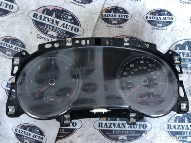 Ceasuri Bord UK Volkswagen Sportsvan Motorina 2015