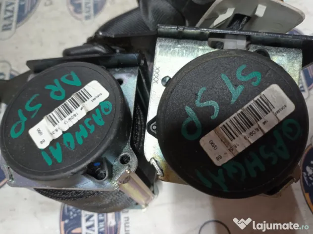 Set centuri spate stanga-dreapta Nissan Qashqai 2013
