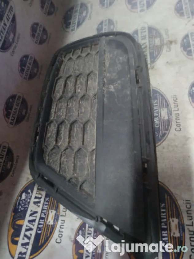 Grila proiector dreapta BMW X3 F25 2014