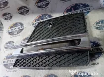 Grila proiector dreapta Mercedes ML 2014