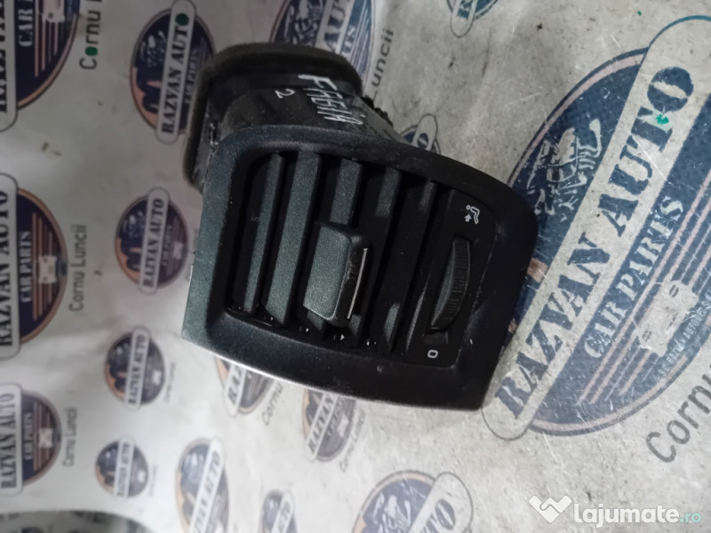Grila ventilatie dreapta Skoda Fabia 2 2012
