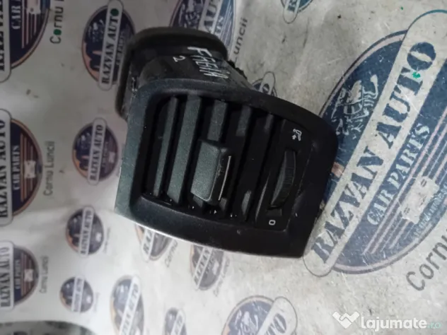 Grila ventilatie dreapta Skoda Fabia 2 2012