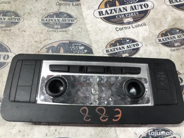 Plafoniera BMW Seria 1 E88 2014