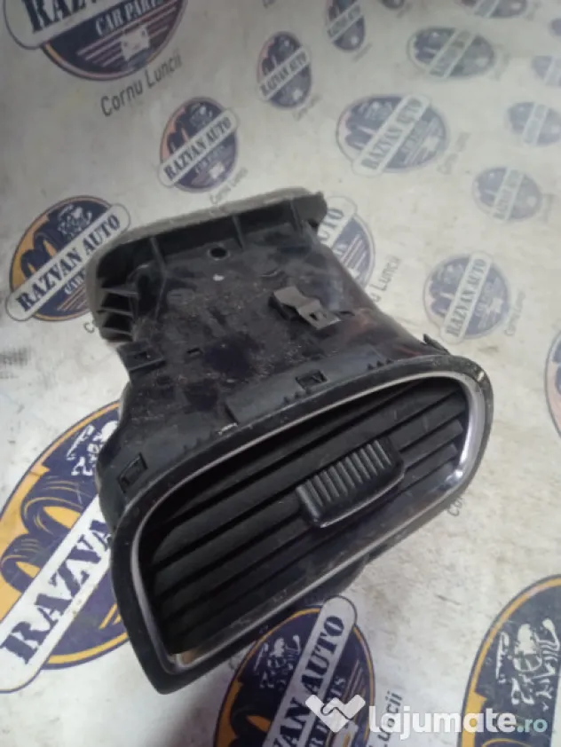 Grila ventilatie dreapta Volkswagen Golf 6 2009