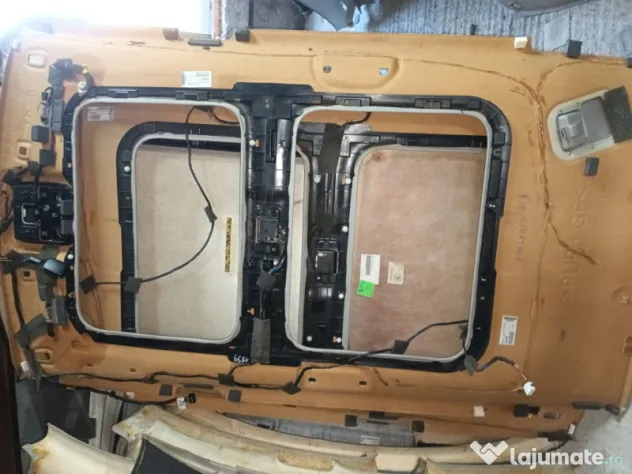 Plafon material cu panorama Kia Sportage 2012