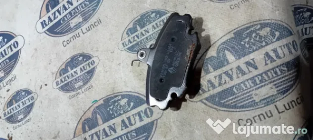 Placute fata Dacia Logan