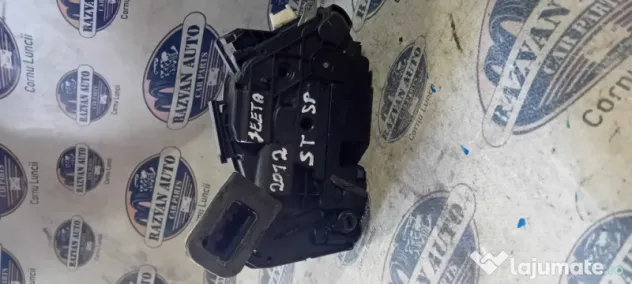 Broasca stanga spate Volkswagen Jetta 2012