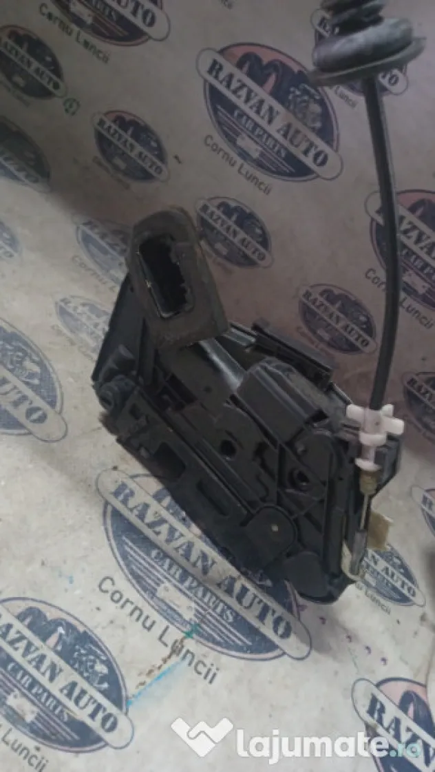 Broasca stanga spate Volkswagen Jetta 2012