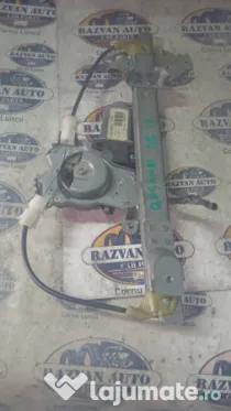 Macara geam dreapta spate Nissan Qashqai 2007
